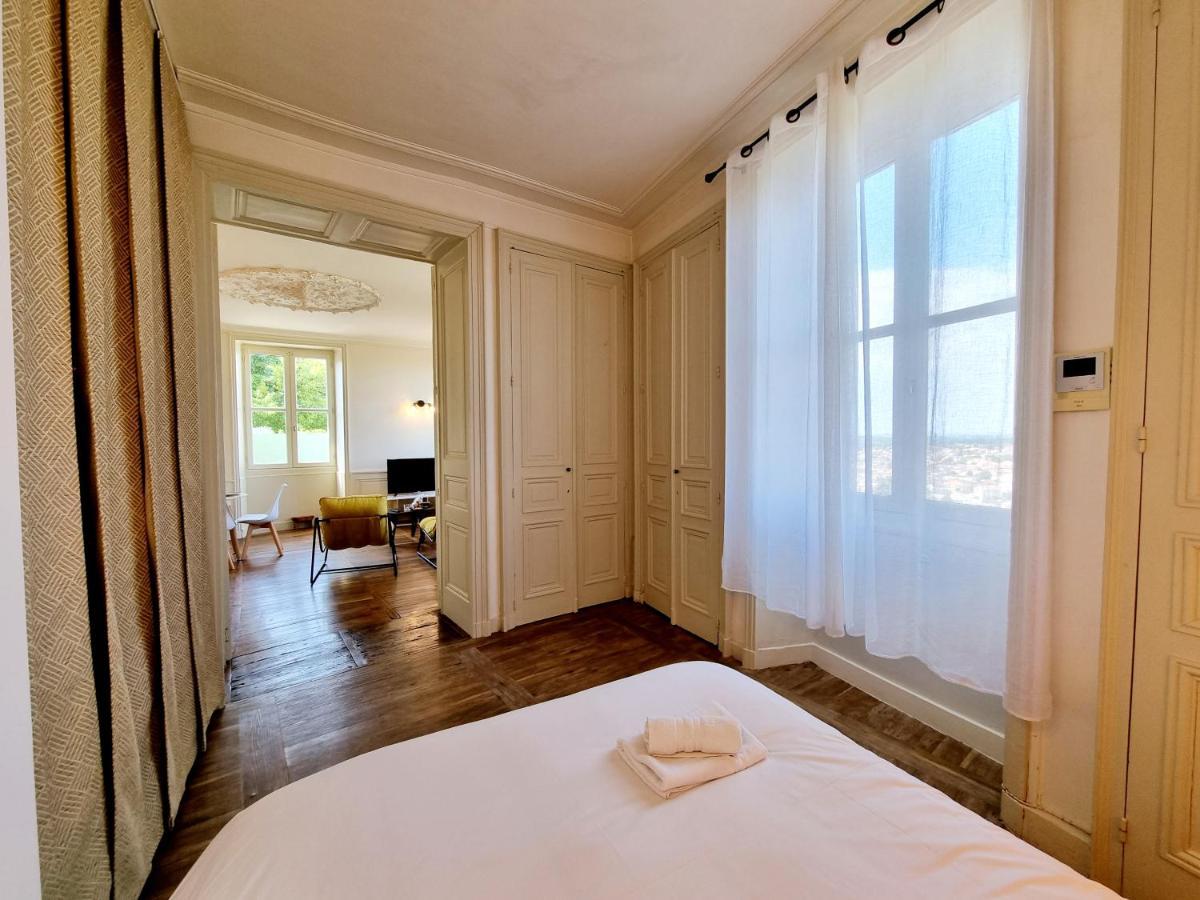 Superbe T2 Lumineux Avec Fibre Apartment Angouleme Bagian luar foto